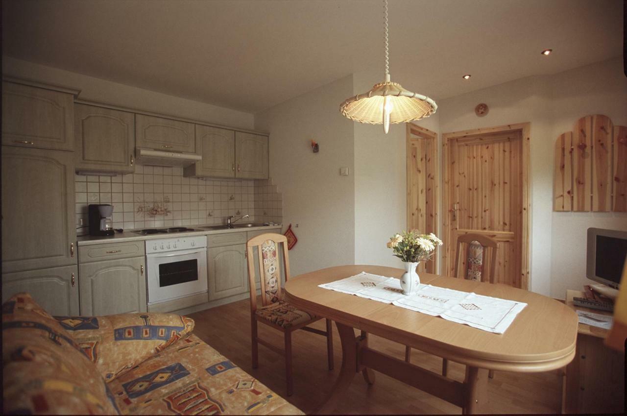 Ferienhaus Und Ferienwohnung "Am Waldsaum" Kurort Gohrisch Esterno foto